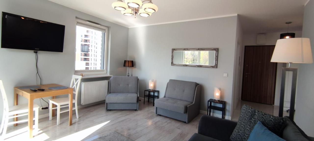 Labo Apartment Fort Wola Warschau Exterior foto